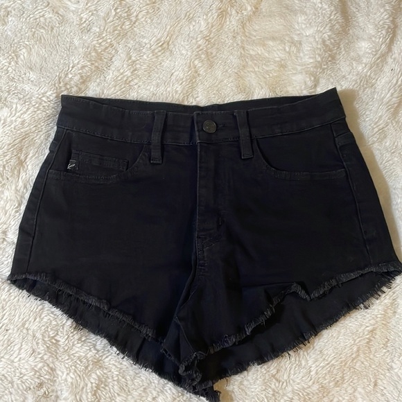 KanCan‎ Black Jean Shorts - Picture 1 of 6